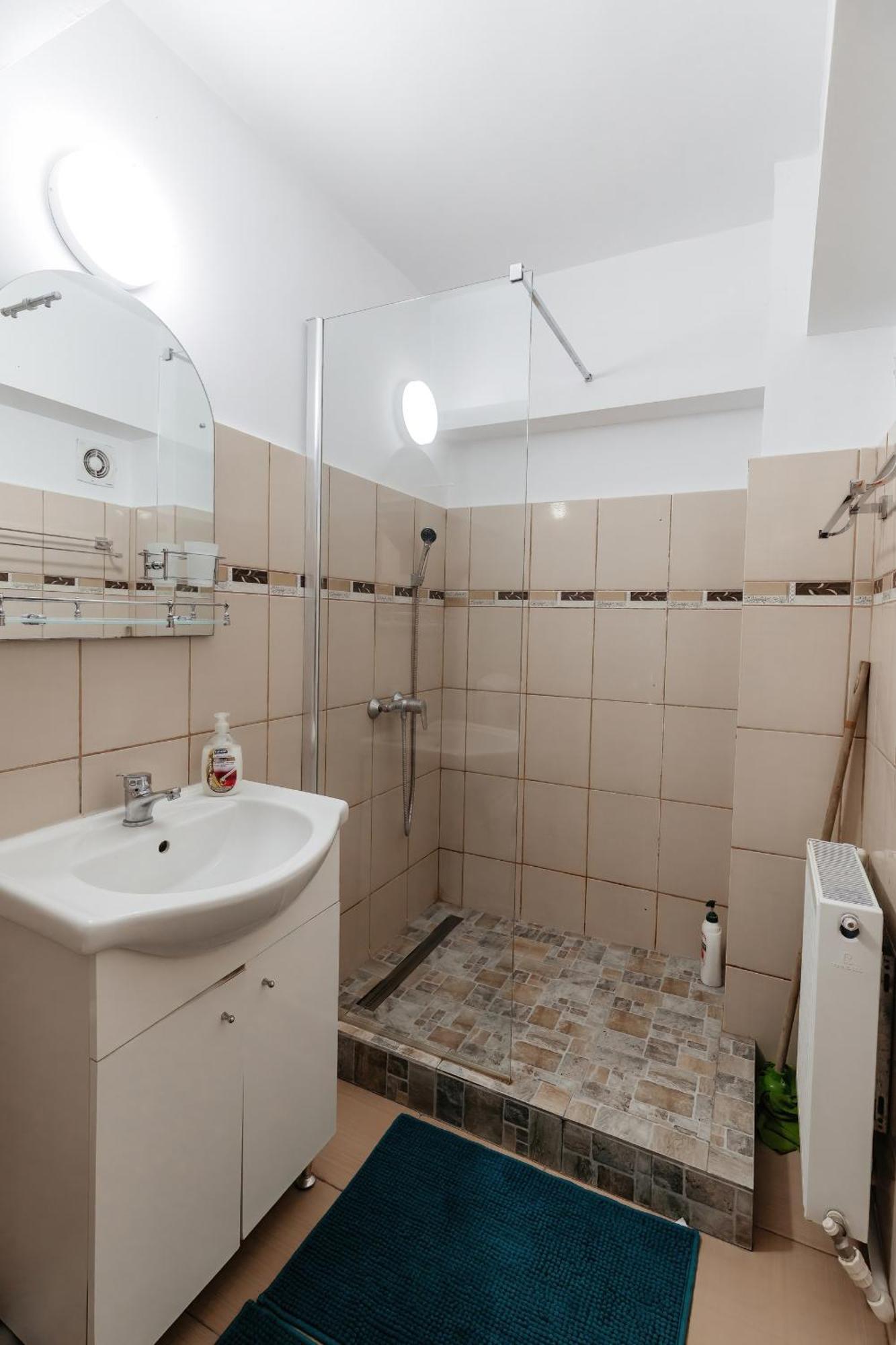 Luxury Radox Apartment Buzau City Center מראה חיצוני תמונה
