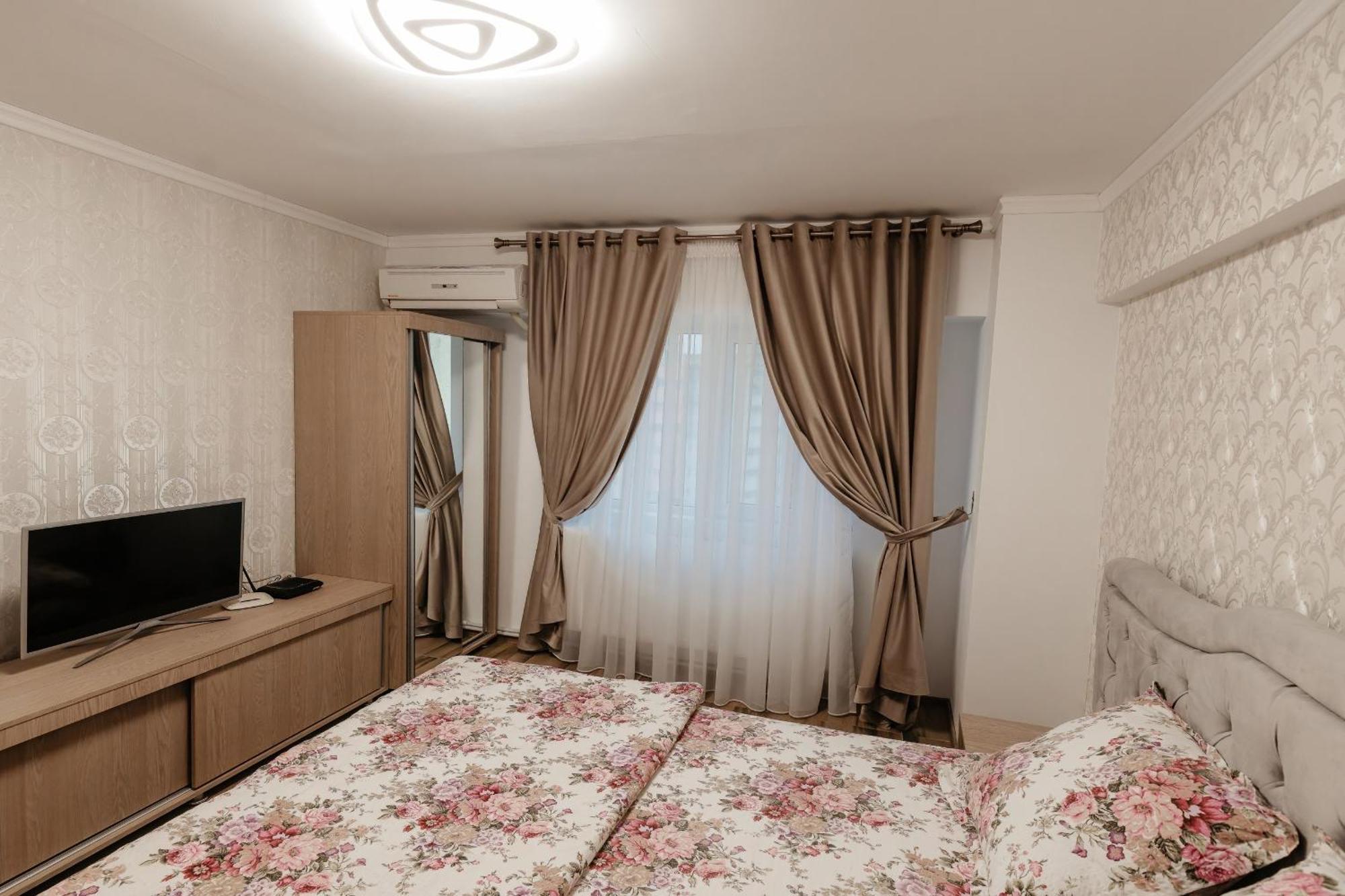 Luxury Radox Apartment Buzau City Center מראה חיצוני תמונה